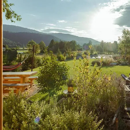 Glamping Happiness - Natural Pool & Wellness *