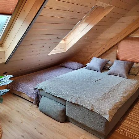 Vikendica Glamping Happiness - Natural Pool & Wellness *