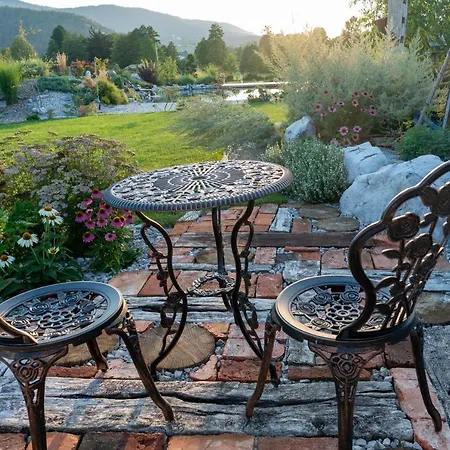 Glamping Happiness - Natural Pool & Wellness Ribnica