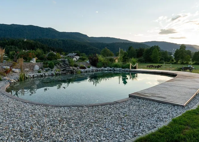 Glamping Happiness - Natural Pool & Wellness بيت للعطل