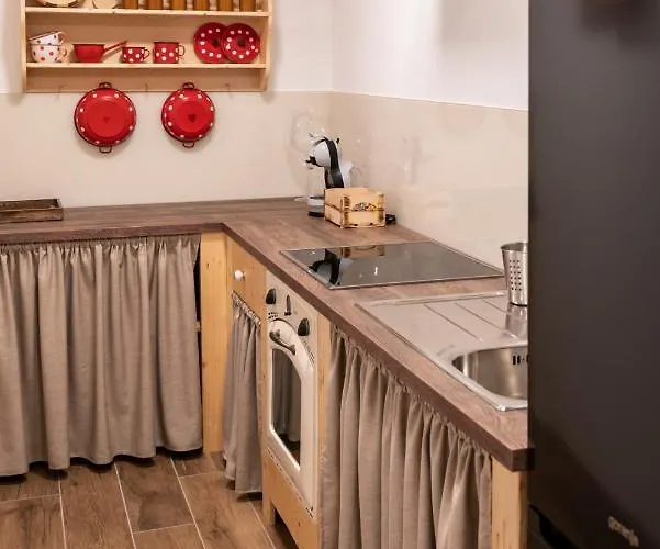 Glamping Happiness - Natural Pool & Wellness Casa de Férias