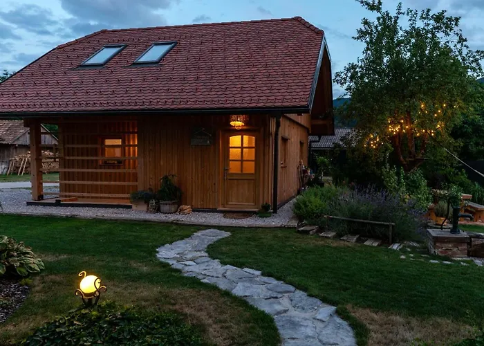 Glamping Happiness - Natural Pool & Wellness Casa de Férias Ribnica